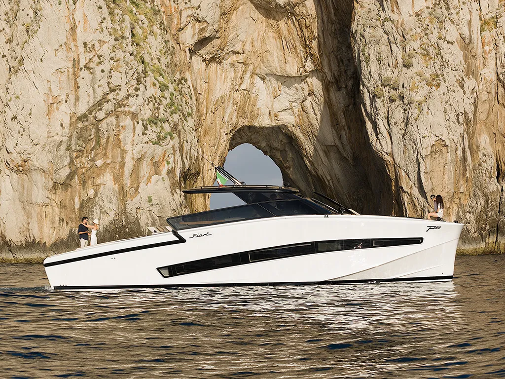 Length overall 17,75 m