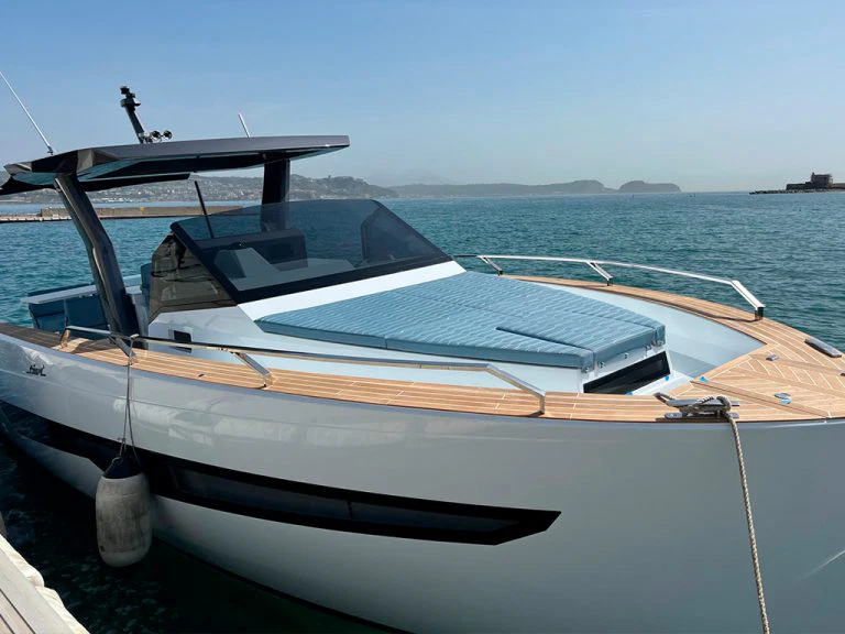 Fiart 35 Seawalker Front view